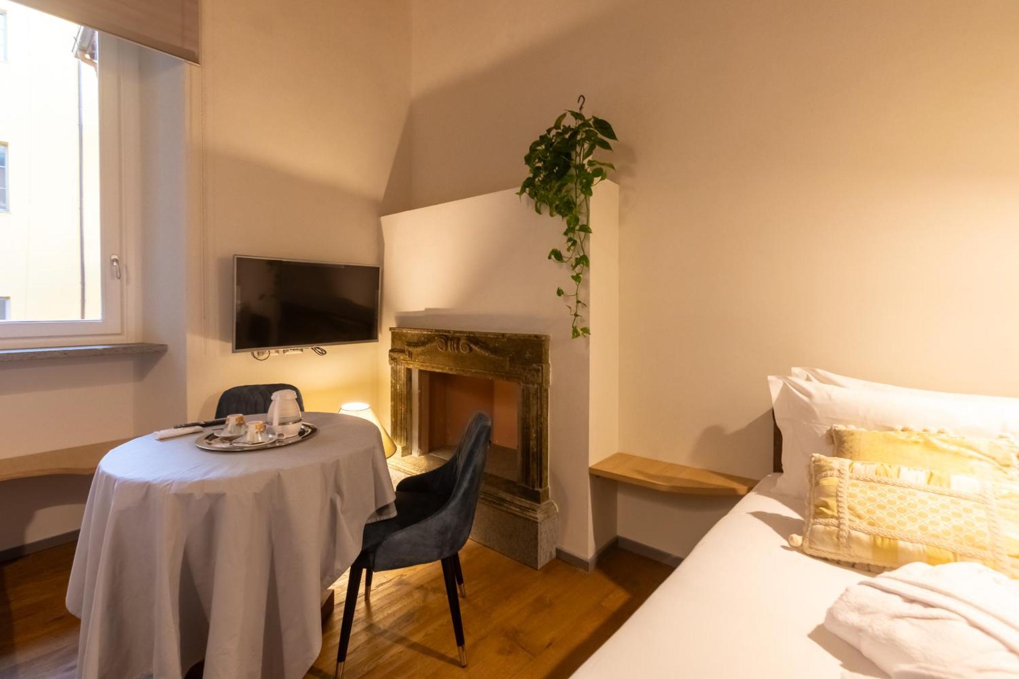 Fontana Di Trevi Roma Luxury Suite Exteriör bild