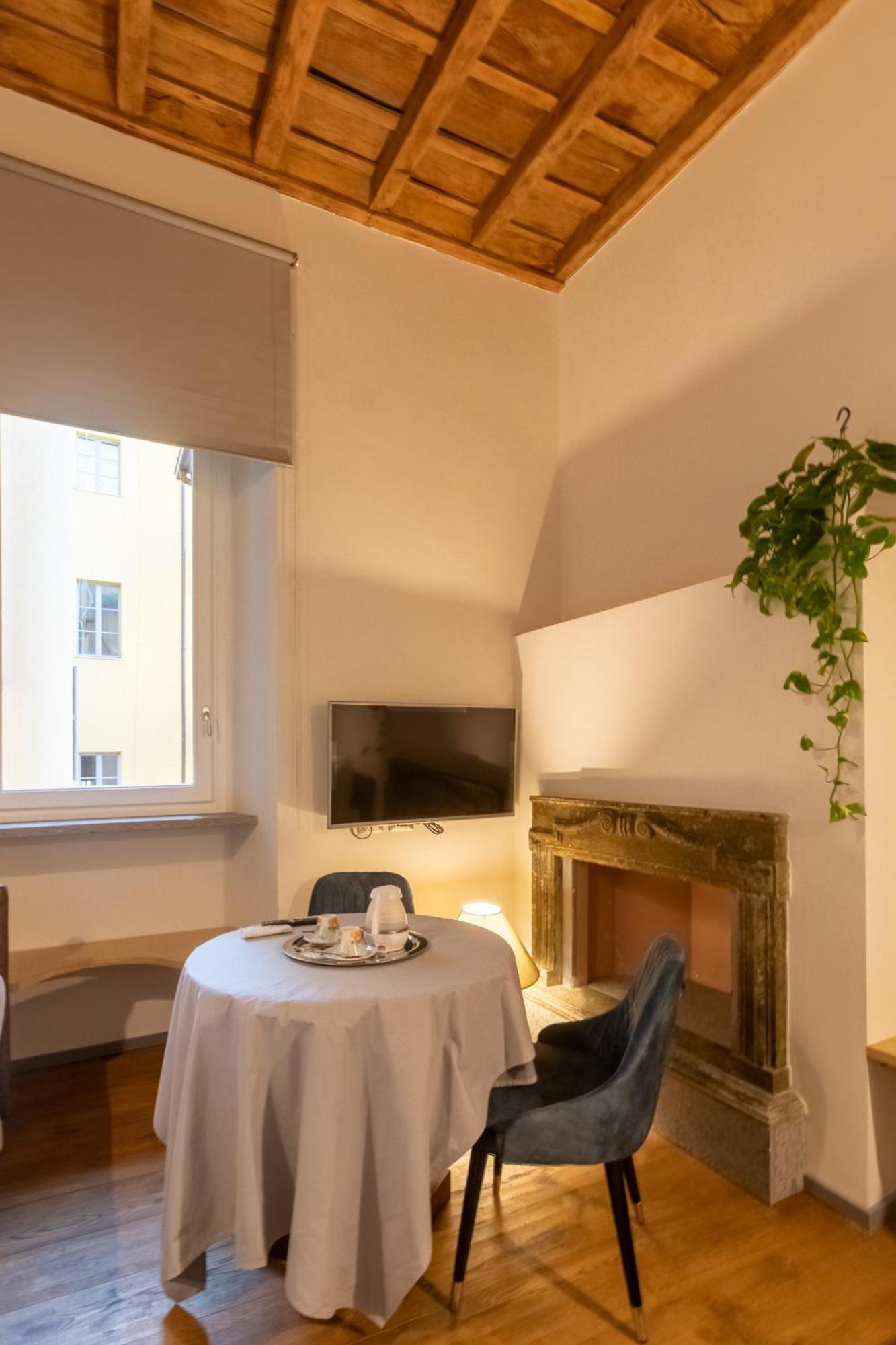 Fontana Di Trevi Roma Luxury Suite Exteriör bild