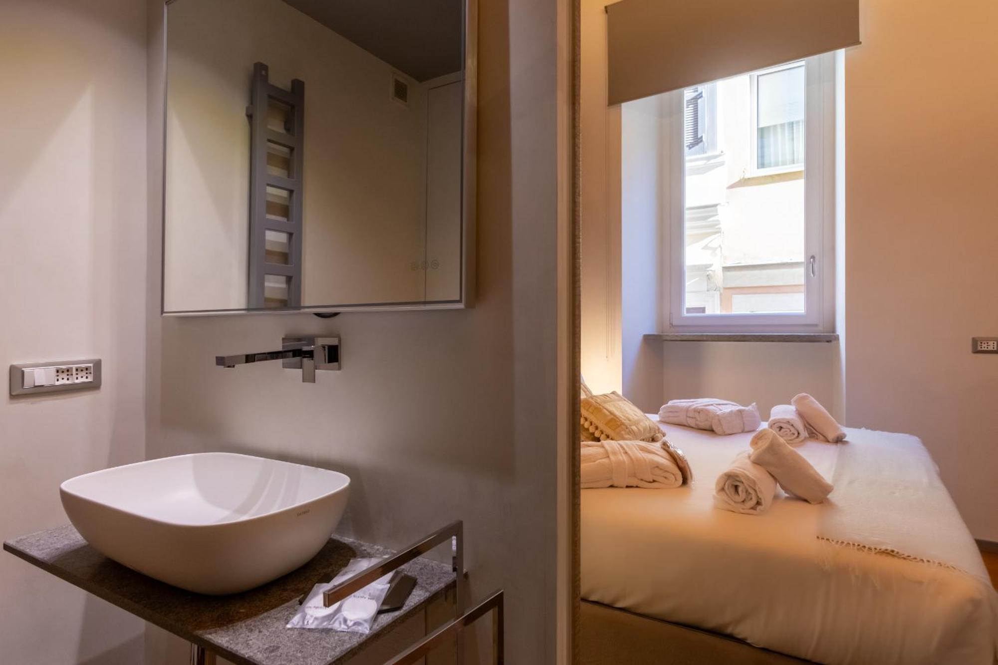 Fontana Di Trevi Roma Luxury Suite Exteriör bild